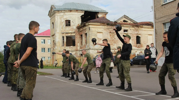 Ученики Горожанского казачьего кадетского корпуса 