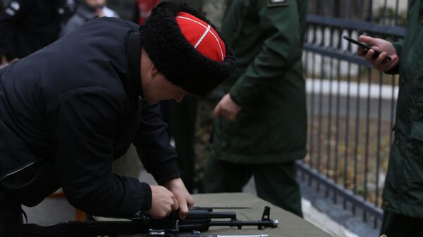 Казак на мероприятии по военно-патриотическому воспитанию
