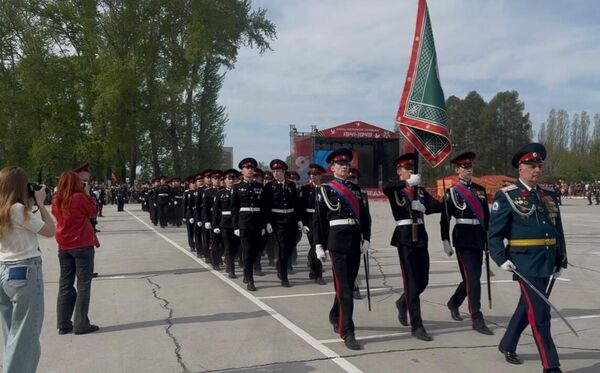 Участники парадного расчета Сибирского войскового казачьего общества