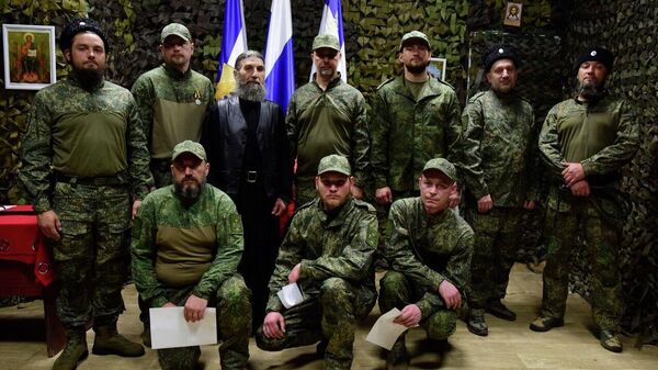 Церемония верстания в казаки бойцов добровольческого отряда БАРС-6 Форштадт