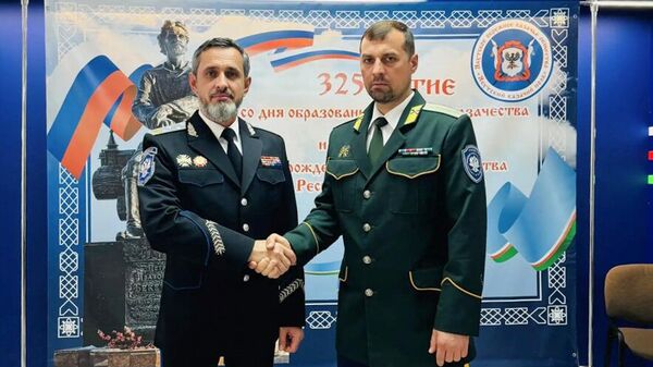 Атаман ВсКО Виталий Кузнецов и врио атамана УВКО Евгений Процевский