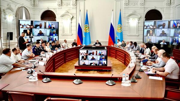 Участники заседания комиссии по делам казачества