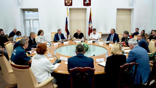 Участники заседания рабочей группы по делам казачества в Москве 