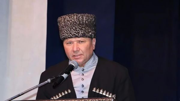 Атаман Кизлярского особого приграничного окружного казачьего общества Терского казачьего войска Василий Наумочкин