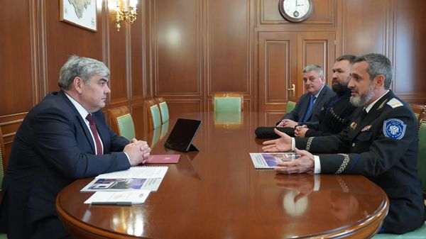 Рабочая встреча главы Кабардино-Балкарской Республики Казбека Кокова, атамана Всероссийского казачьего общества Виталия Кузнецова и временно исполняющего обязанности атамана Терского войскового казачьего общества Антона Трушева