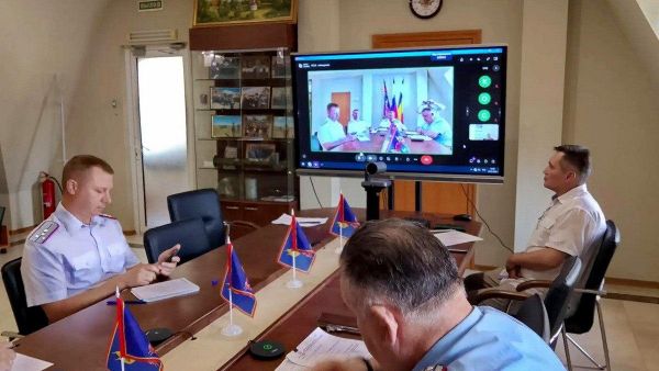 Участники совещания по повышению качества работы в казачьих обществах ВКО ВВД