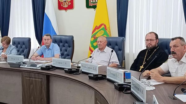 Участники заседания рабочей группы по делам казачества