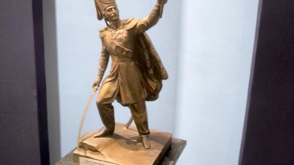 Макет памятника графу Матвею Платову. Новочеркасский музей истории донского казачества Макет памятника графу Матвею Платову. Новочеркасский музей истории донского казачества
