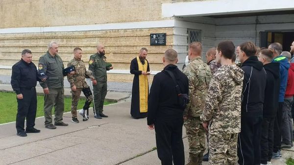 Добровольцы отряда БАРС-6