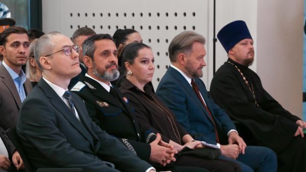 Почетные гости церемонии закрытия Всероссийских слетов