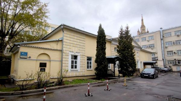 Среди современных домов на Пресне притаился Музей В.И.Даля