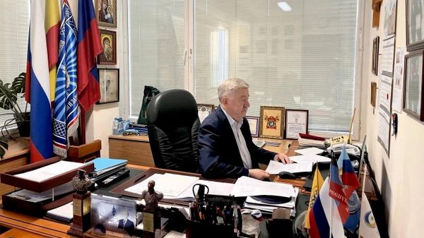 Виктор Водолацкий проводит заседание рабочей группы по вопросам истории казачества Совета при Президенте РФ по делам казачества онлайн